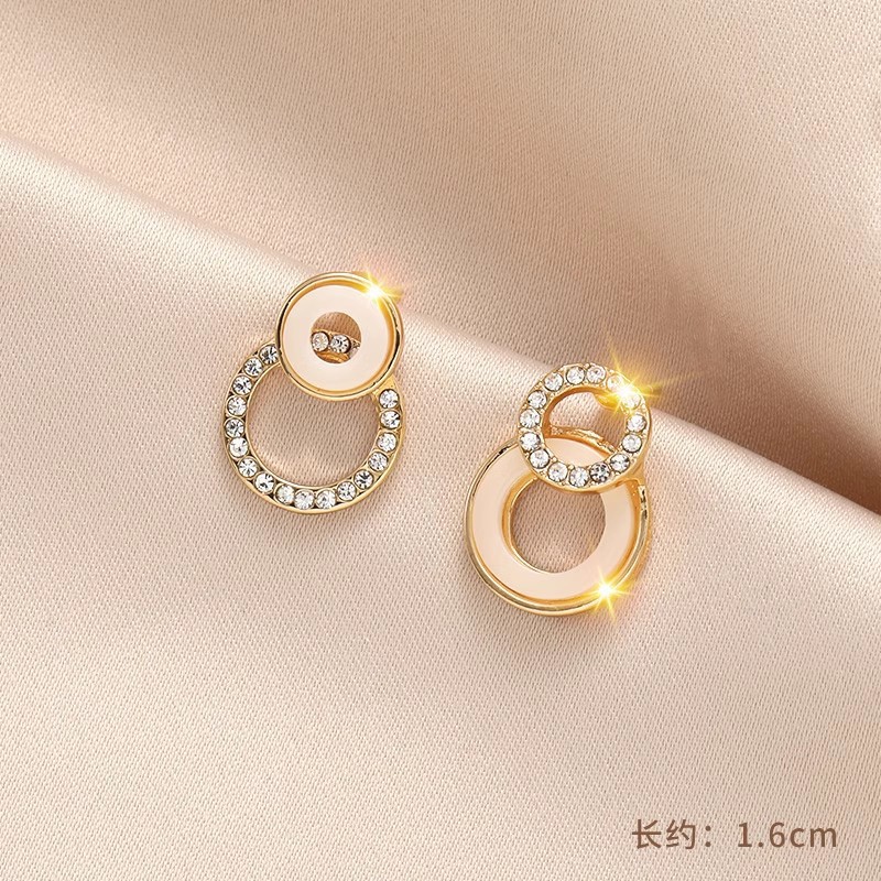 #04 Ring