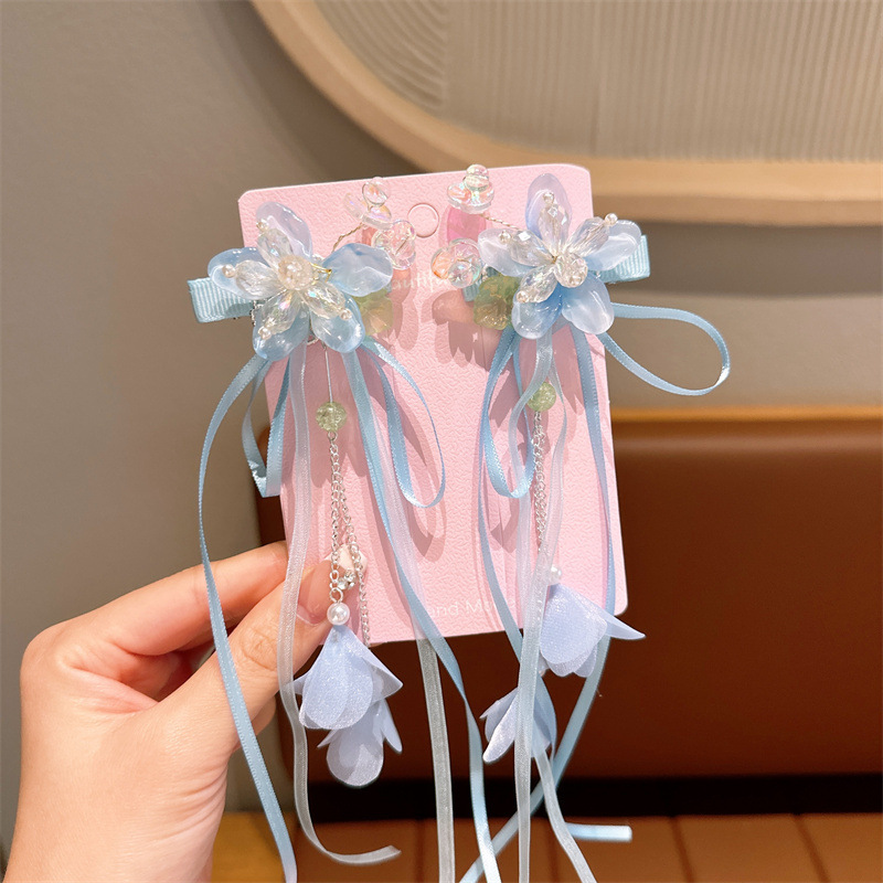 Blue flower ribbon clip