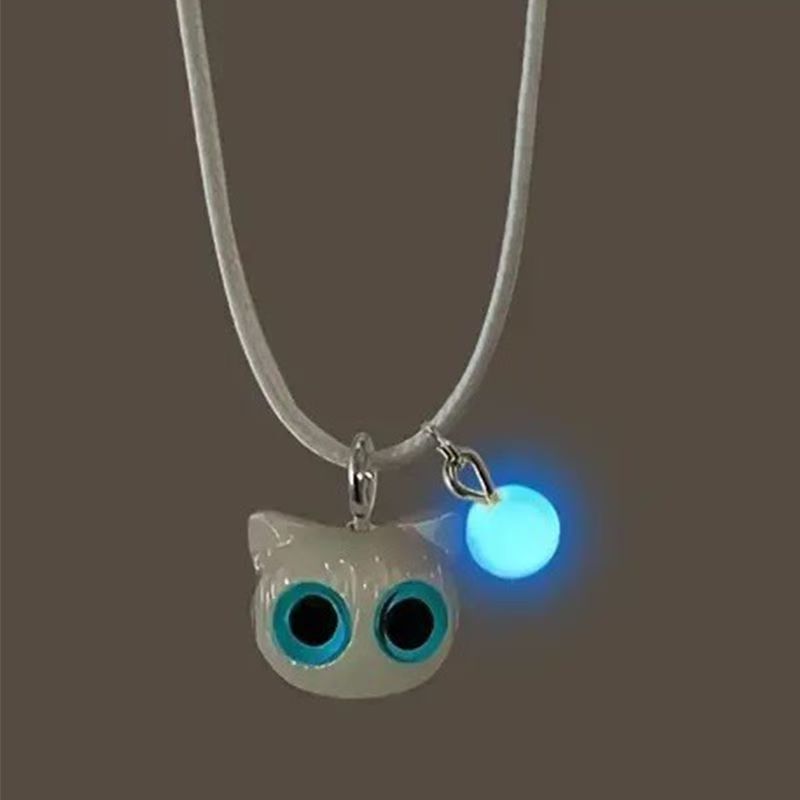 Necklace White